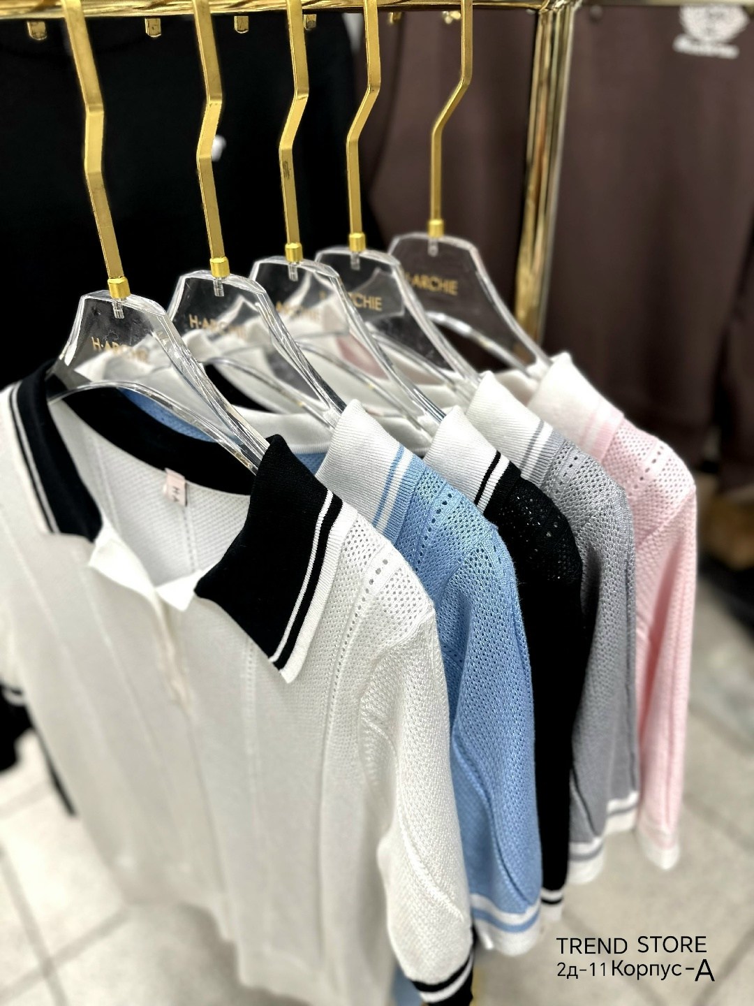 блузка трикотажная с воротником-поло коричневый,женская кофта,блузка трикотажная коричневая,джемпер с воротником,блузка trendyol трикотажная с воротником-поло, коричневый