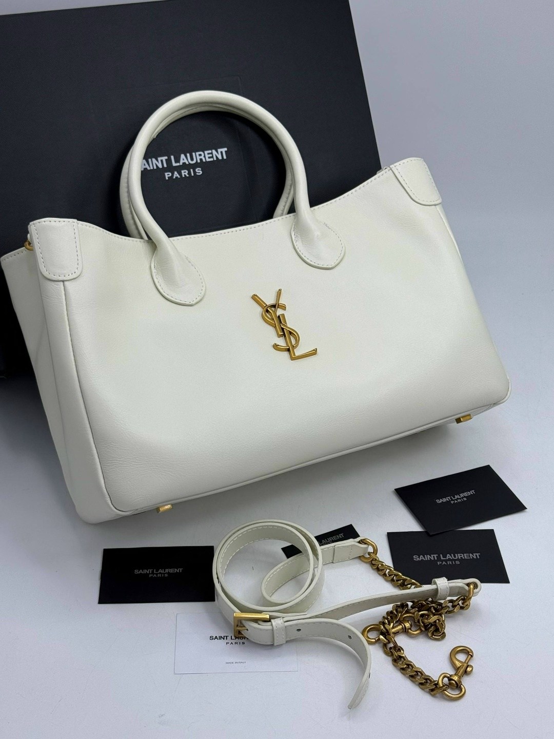 сумка yves saint laurent,yves saint laurent женская чёрная сумка 39x23 см,сумка тоут saint laurent ysl натуральная кожа,saint laurent сумка,сумка saint laurent из натуральной гладкой кожи