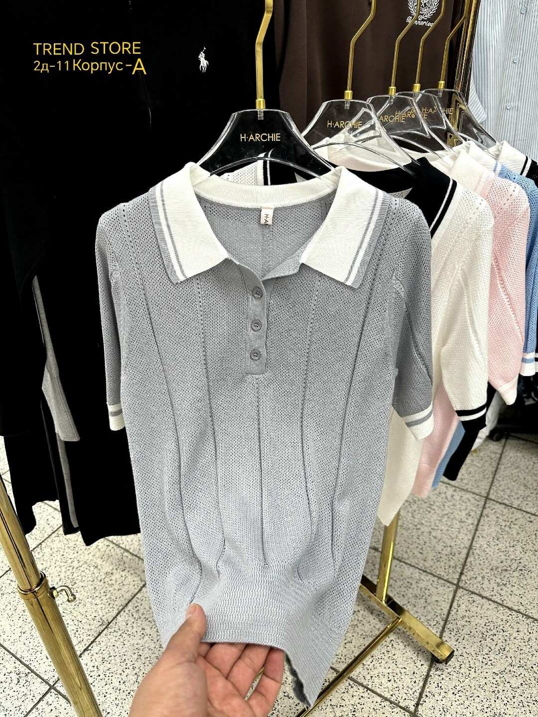 блузка трикотажная с воротником-поло коричневый,женская кофта,блузка трикотажная коричневая,джемпер с воротником,блузка trendyol трикотажная с воротником-поло, коричневый