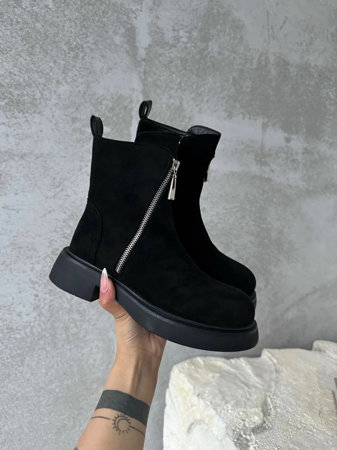 ,юничел замшевые зимние ботинки,ботинки женские,полусапоги,женская