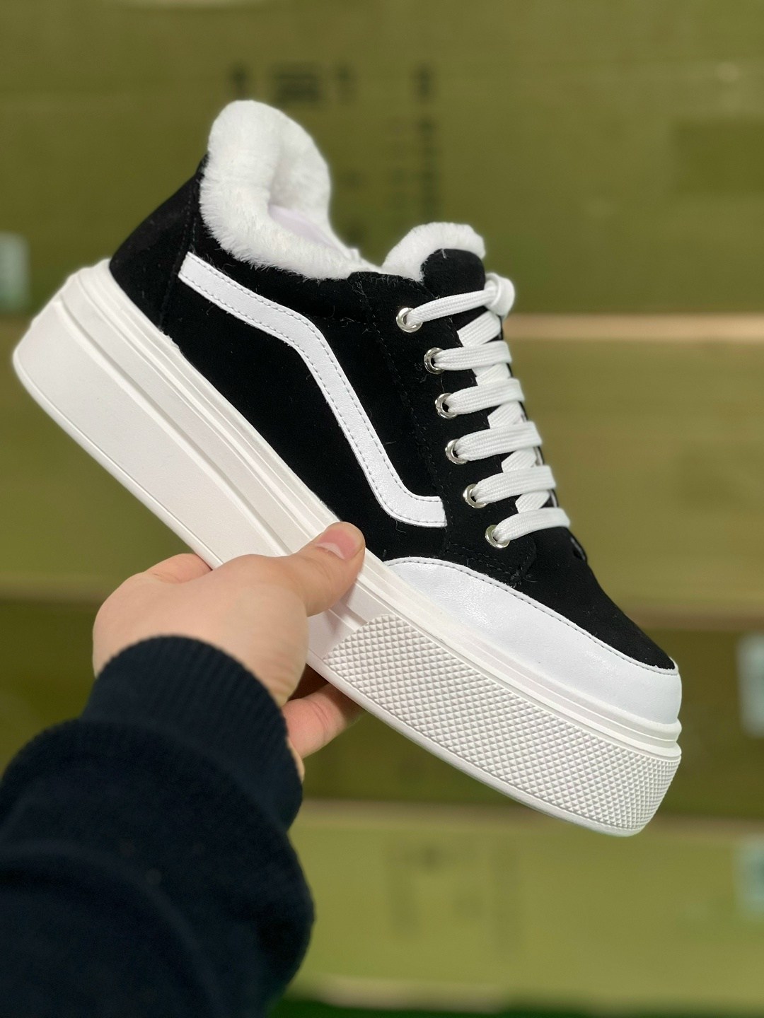 ,зимние кеды на платформе,зимние женские кроссовки,кроссовки замш,кроссовки женские