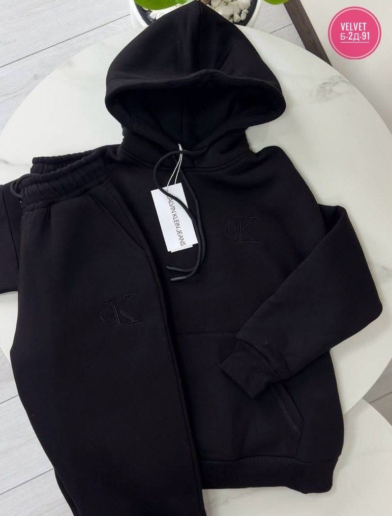 спортивный костюм calvin klein,костюм на флисе,спортивный костюм кельвин кляйн,спортивный костюм кельвин кляйн женский,мужские спортивные костюмы