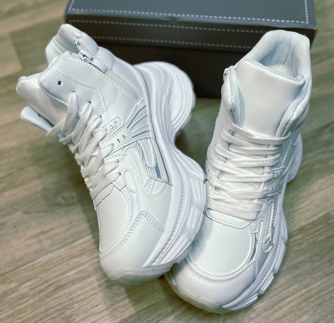 зимние женские кроссовки,белые кроссовки женские,массивные кроссовки женские белые,кроссовки женские,кроссовки высокие