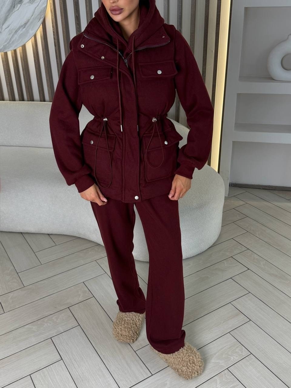 женский бордовый костюм тройка miu miu,костюм тройка женский,костюм тройка,бордовый костюм,женский бордовый костюм