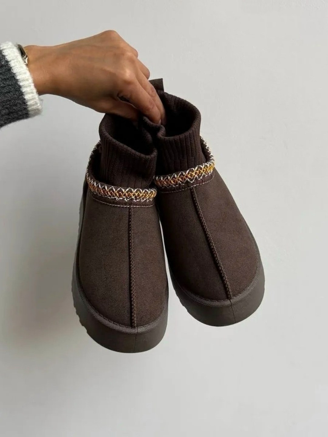 женская,угги женские,угги короткие женские на толстой подошве,,угги натуральные короткие с носком на платформе ango shoes