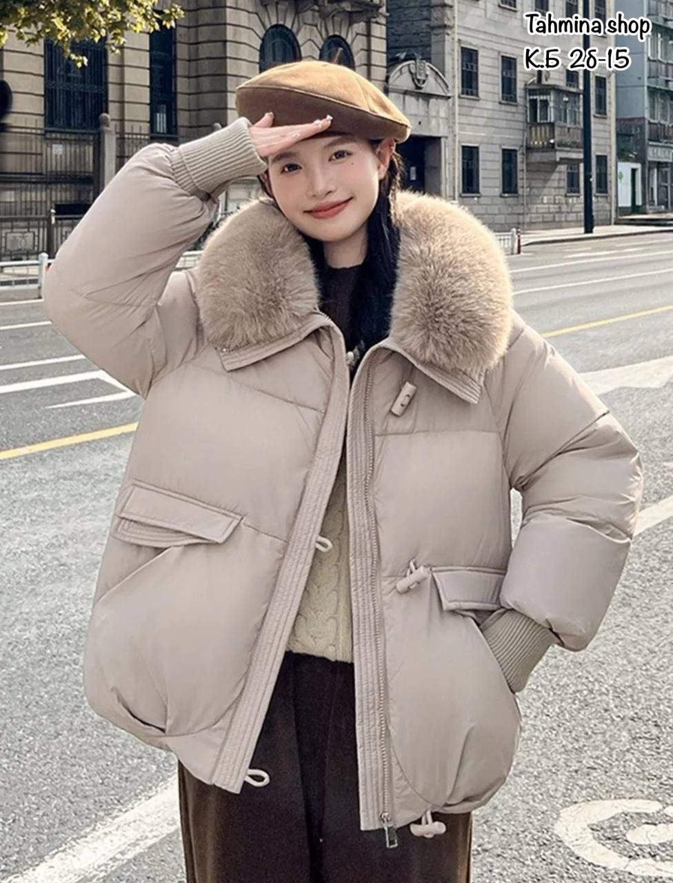 женская зимняя куртка,женский пуховик,куртка зимняя женская с мехом и капюшоном тренд черного цвета,куртка женская,куртка зимняя женская модная с мехом черного цвета