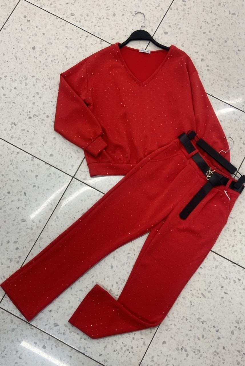 костюмы комплекты,трикотажные костюмы,костюм женский со стразами,костюмы двойки,костюм со стразами