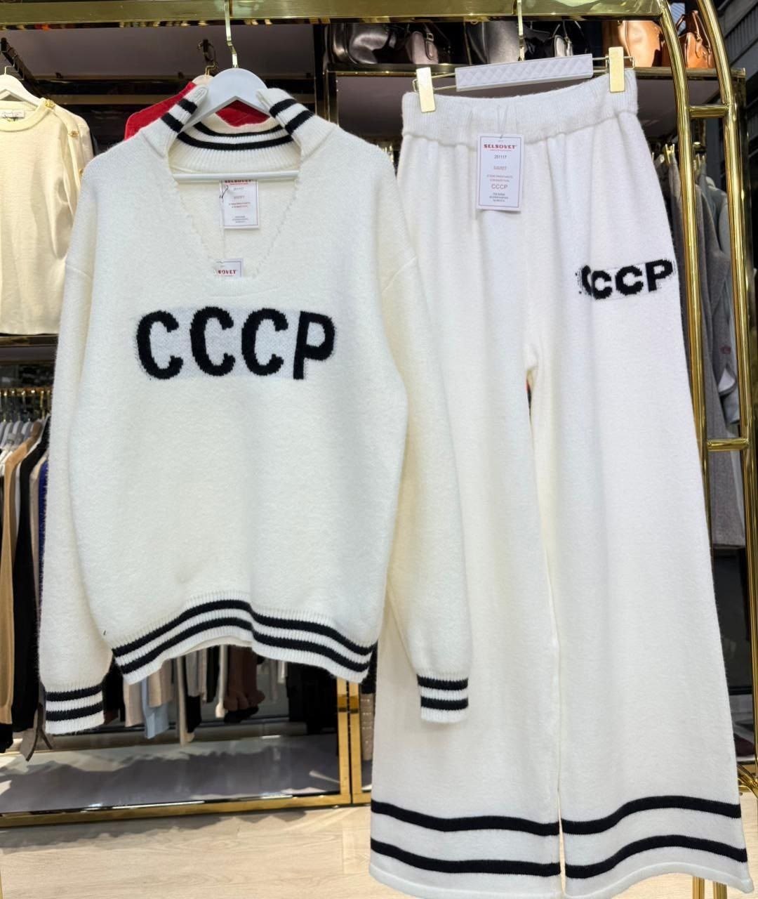 коврик,коврик прикроватный,пушистый коврик,меховой коврик,белый ковер