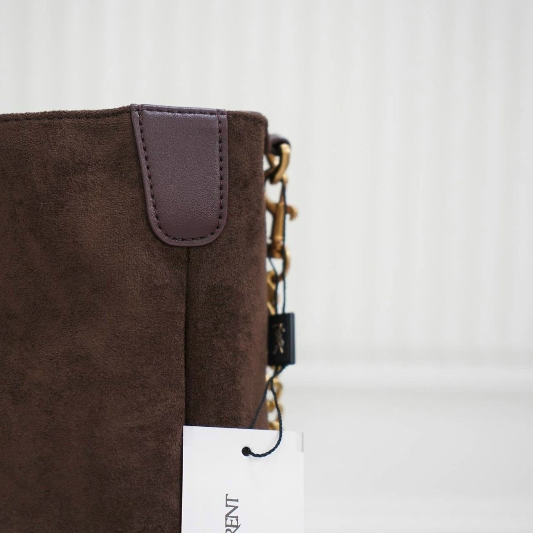 замшевая сумка yves saint laurent 38x34 см,сумка saint laurent женская замша бордовая,сумка yves saint laurent,женская замшевая сумка yves saint laurent 38x26 см,женская замшевая сумка yves saint laur