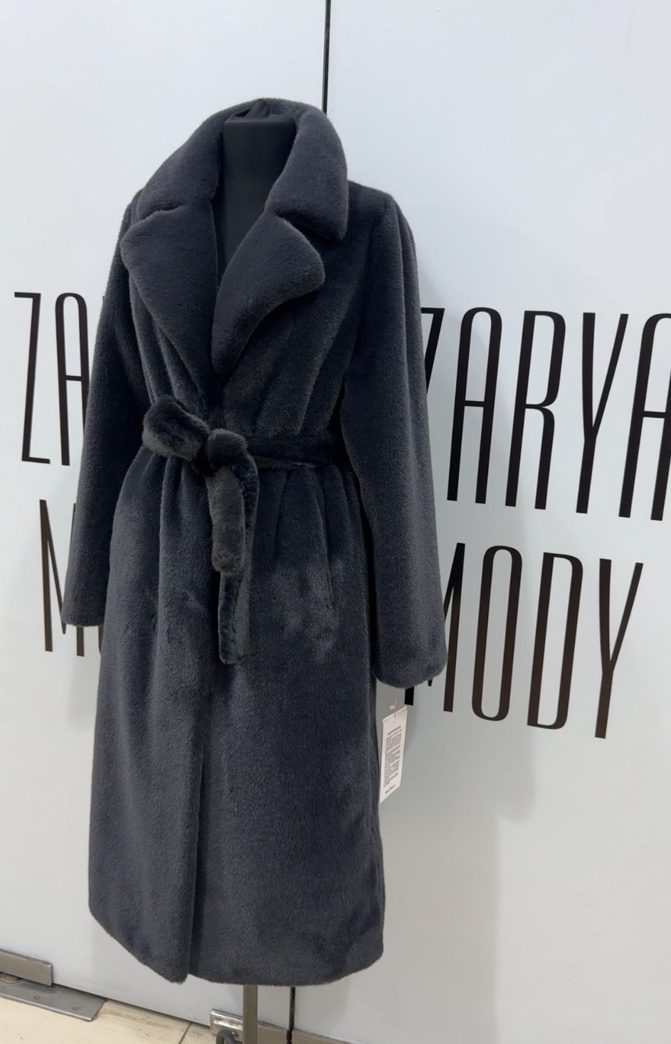 шуба черный,шуба женская,норковая шуба,шуба искусственная,пальто женские