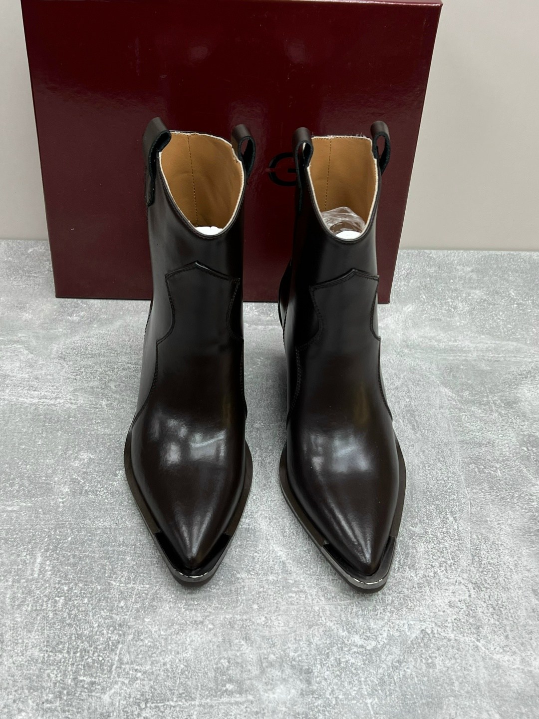 замшевые ботильоны,ботинки казаки замшевые,,замшевые казаки,ботильоны женские