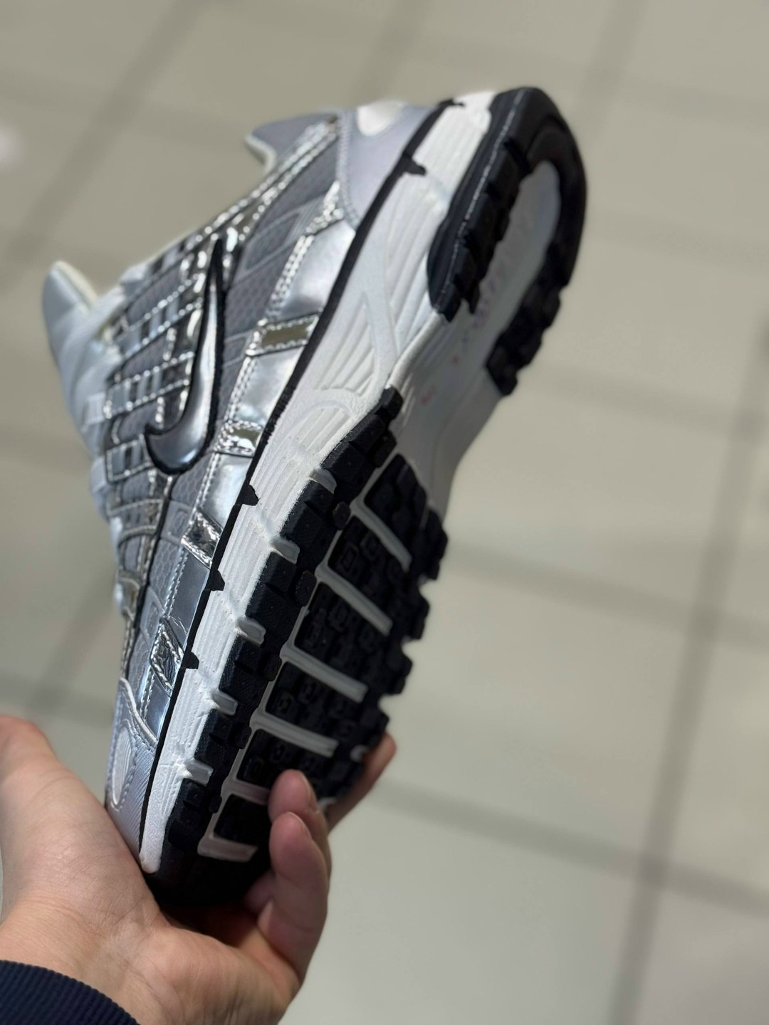 кроссовки nike p-6000,nike p-6000 metallic silver,кроссовки,кроссовок nike,найк п6000