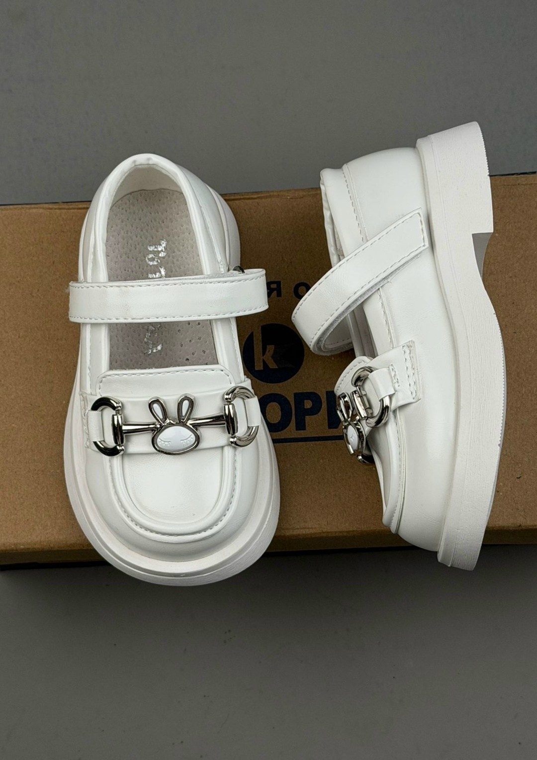 ,туфли для девочки,детские туфли,туфли белые детские,туфли школьные для девочки