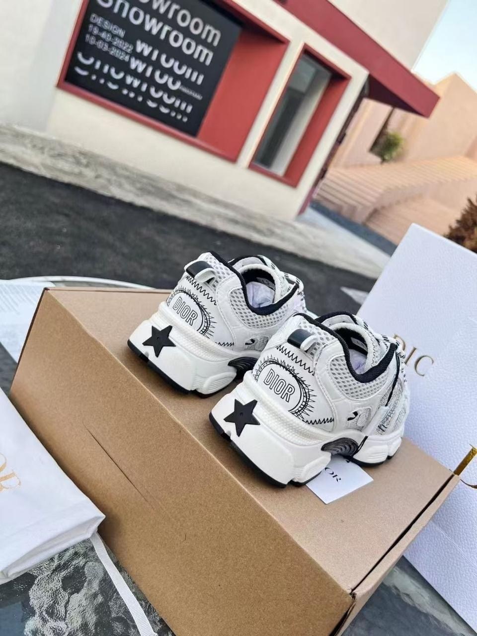 кроссовки christian dior,кроссовки женскиe,кроссовки dior,кроссовки,брендовые кроссовки