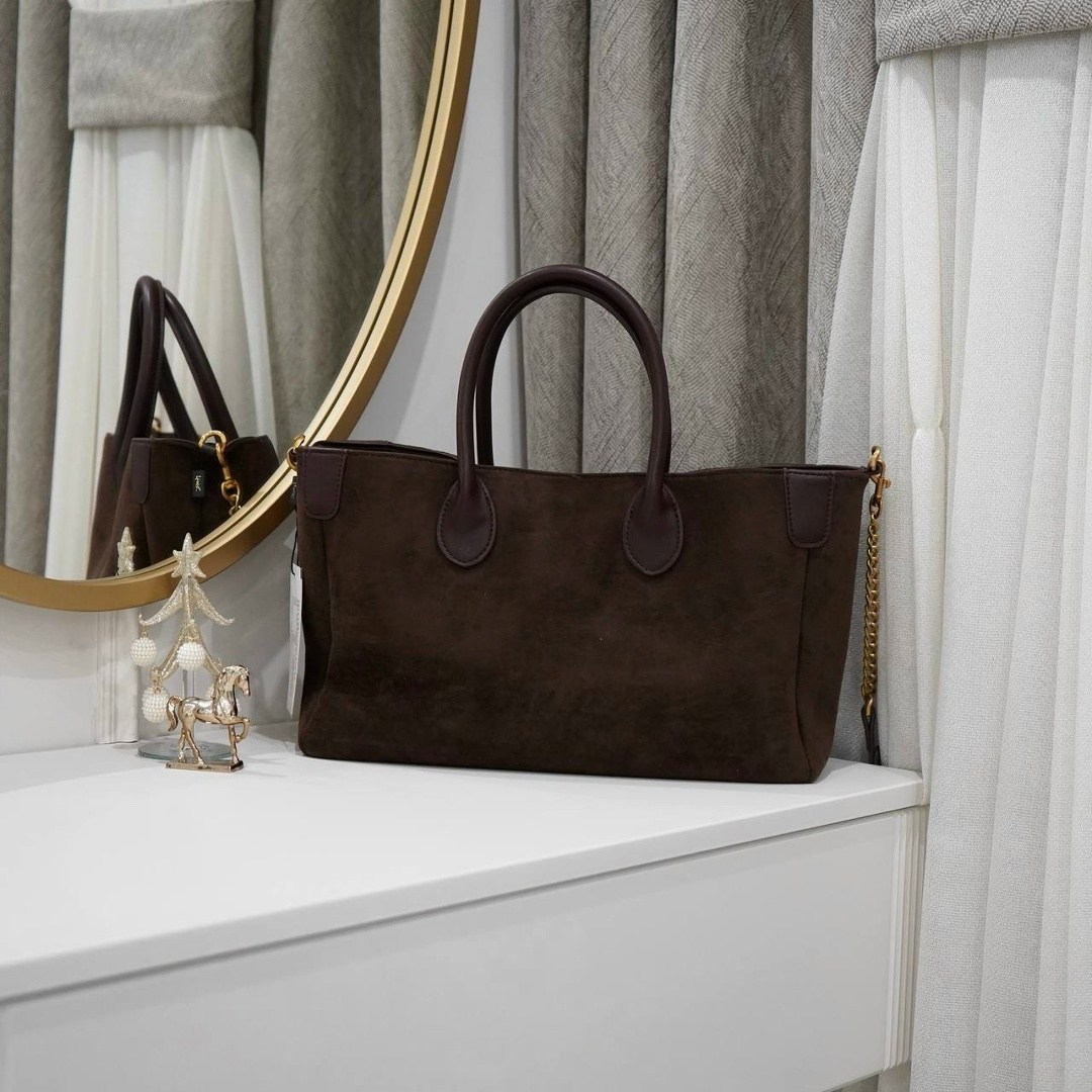 замшевая сумка yves saint laurent 38x34 см,сумка saint laurent женская замша бордовая,сумка yves saint laurent,женская замшевая сумка yves saint laurent 38x26 см,женская замшевая сумка yves saint laur