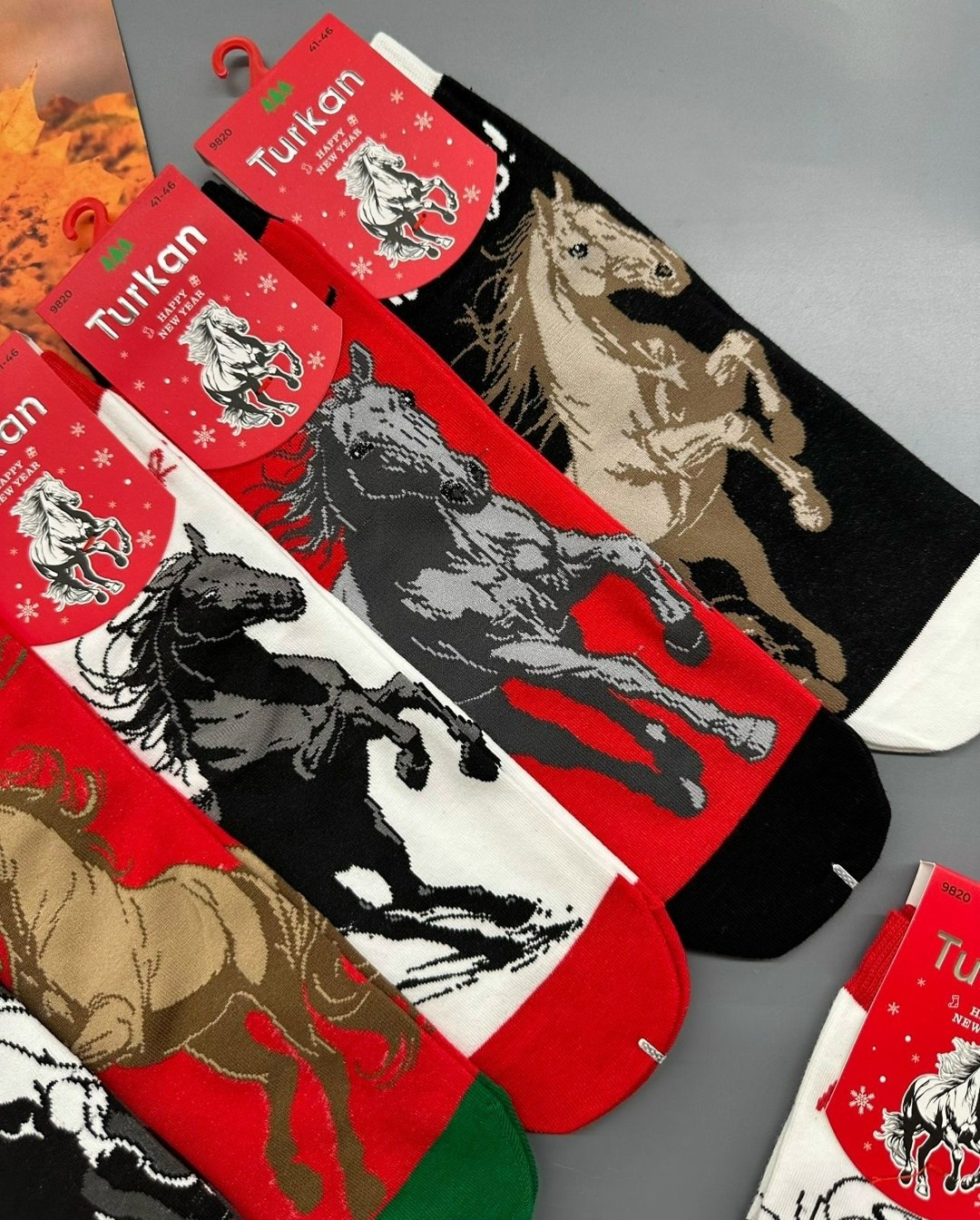 носки новогодние с принтом набор turkan,носки мужские,мужские носки новогодние,набор новогодних носков с принтом 5 шт turkan,набор новогодних носков с лошадьми с принтом 3 пары