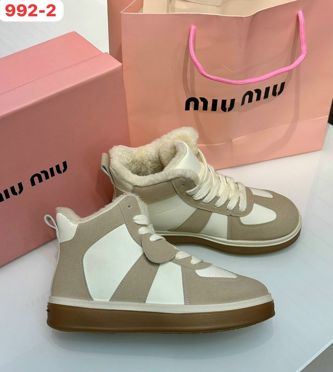 кроссовки кеды miu miu на меху зима размер 36-40,кроссовки женские miu miu с мехом,кроссовки miu miu,,женские кроссовки