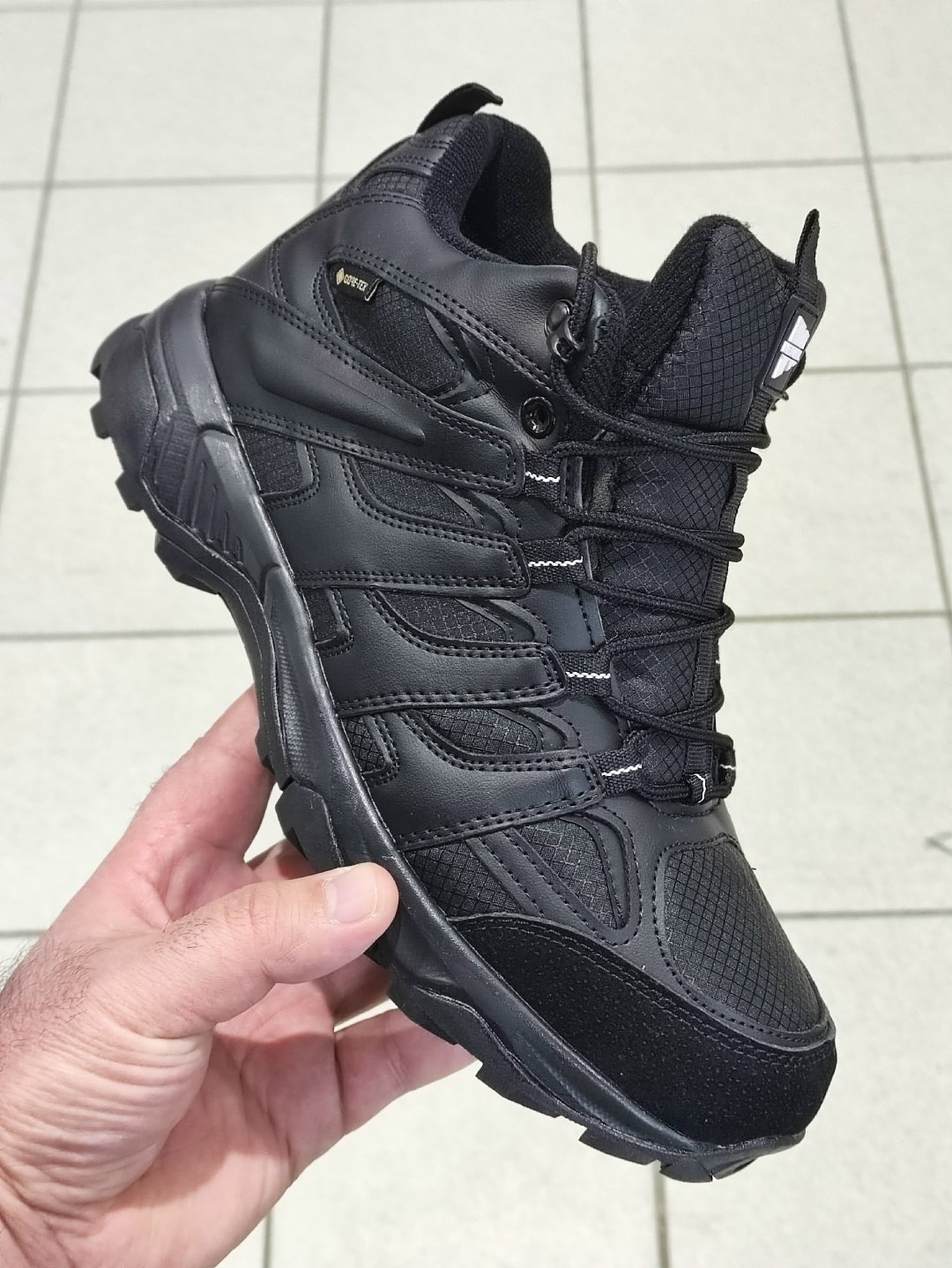 зимние кроссовки salomon,кроссовки salomon,ботинки salomon,спортивная ,salomon x ultra 3 wide mid gtx