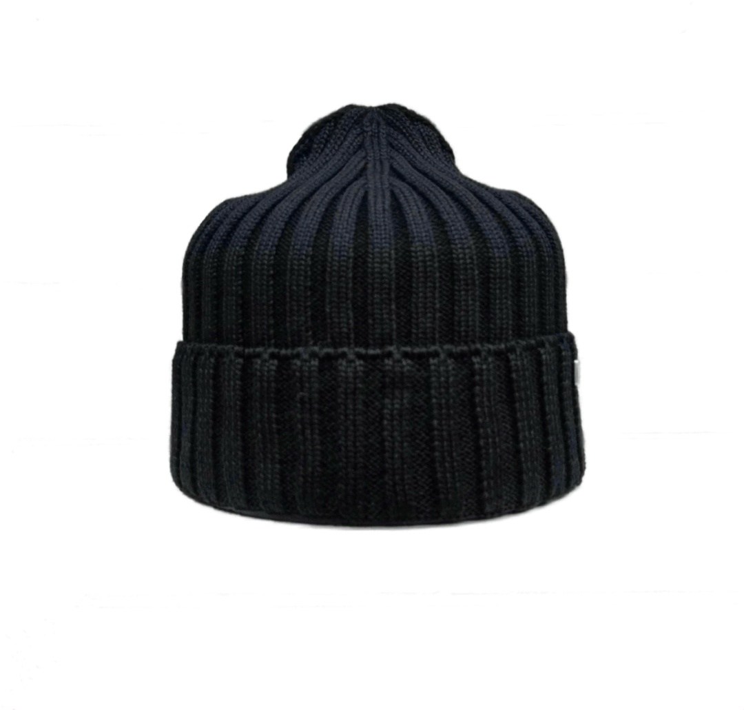 шапки ,шапка с отворотом,молодежная шапка,шапка бини,вязаная шапка