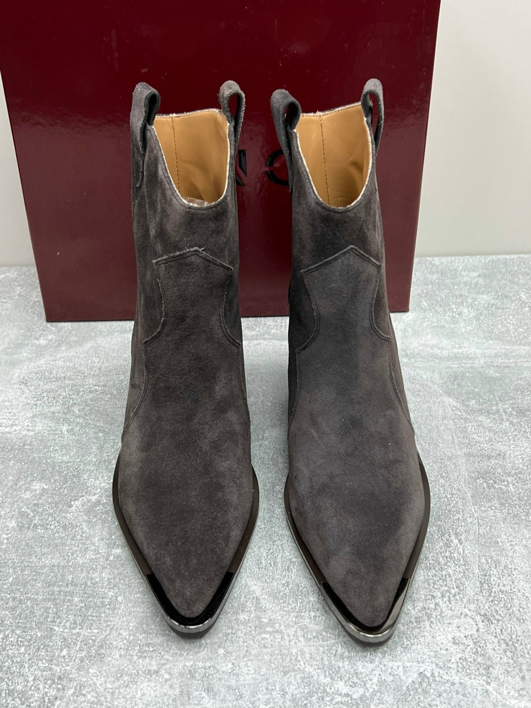 замшевые ботильоны,ботинки казаки замшевые,,замшевые казаки,ботильоны женские