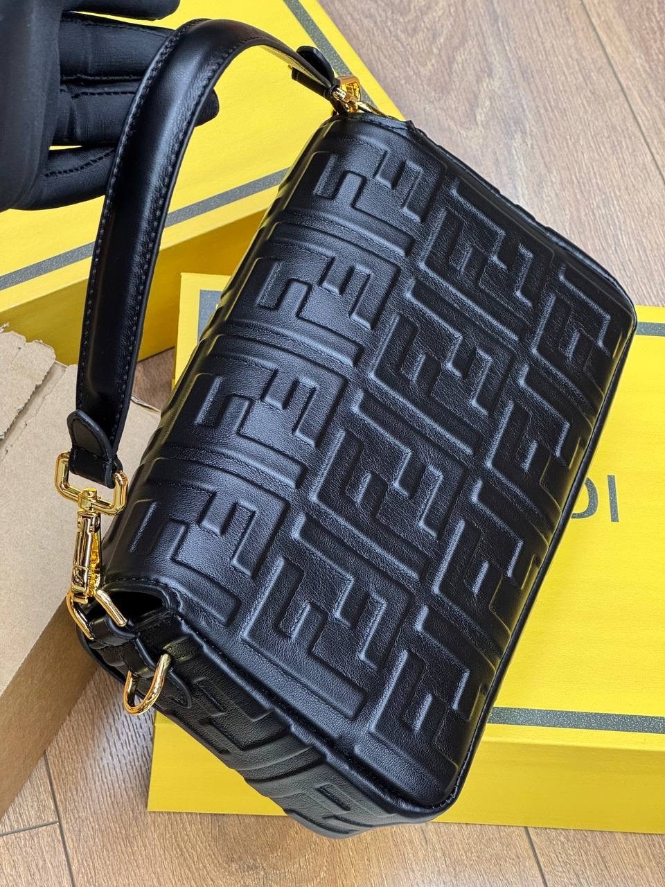 сумки fendi,сумка fendi baguette,fendi сумка на плечо,fendi сумка fendi,fendi сумка женская