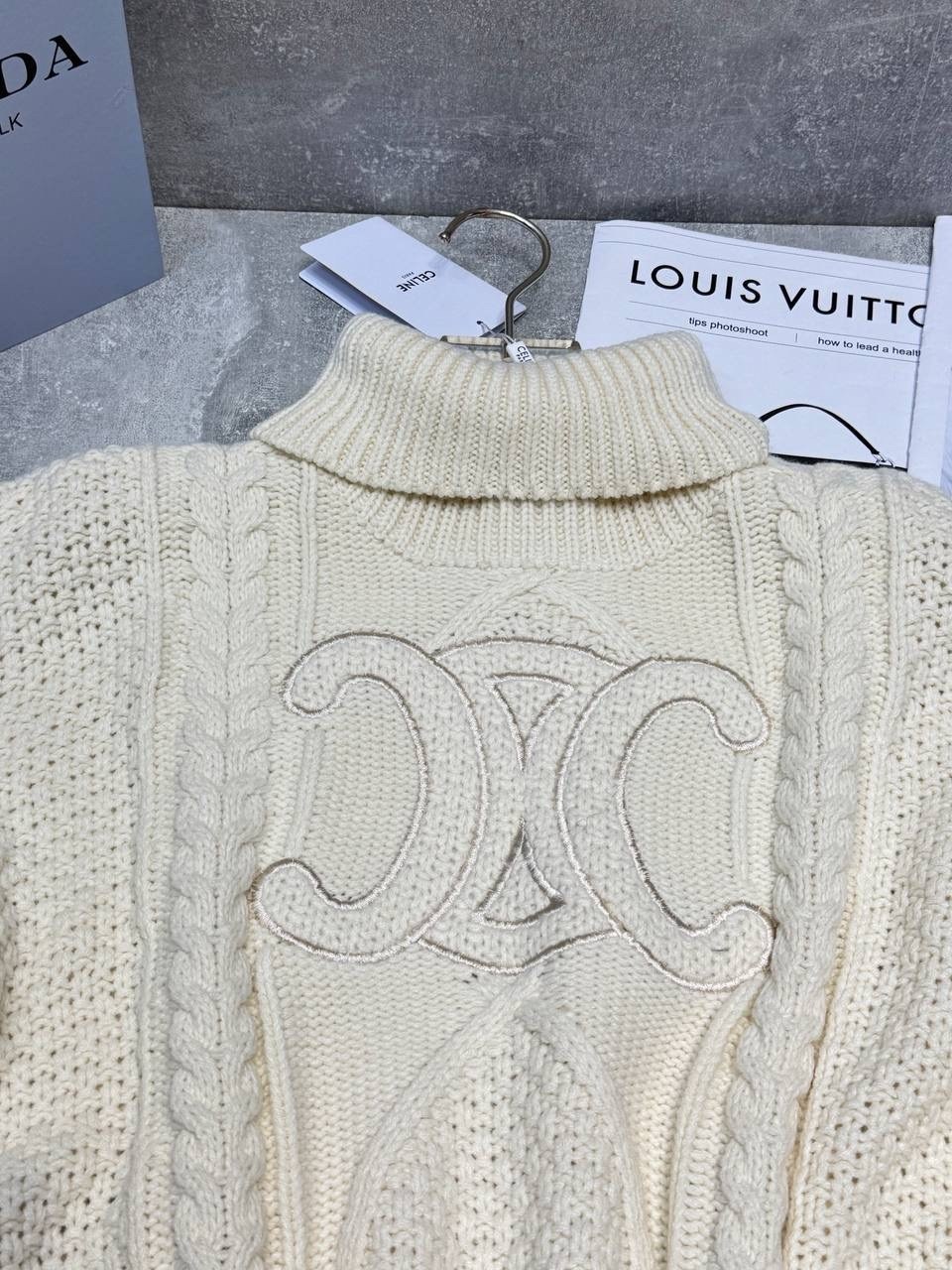 свитер celine,джемпер шанель,свитера женские,свитер,женская кофта