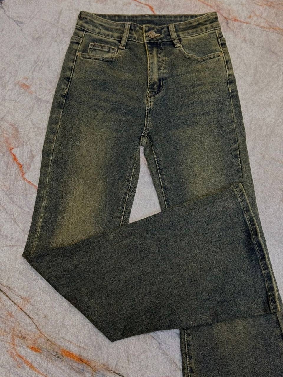 джинсы стиль,широкие джинсы,кожаная куртка,одежда стильная