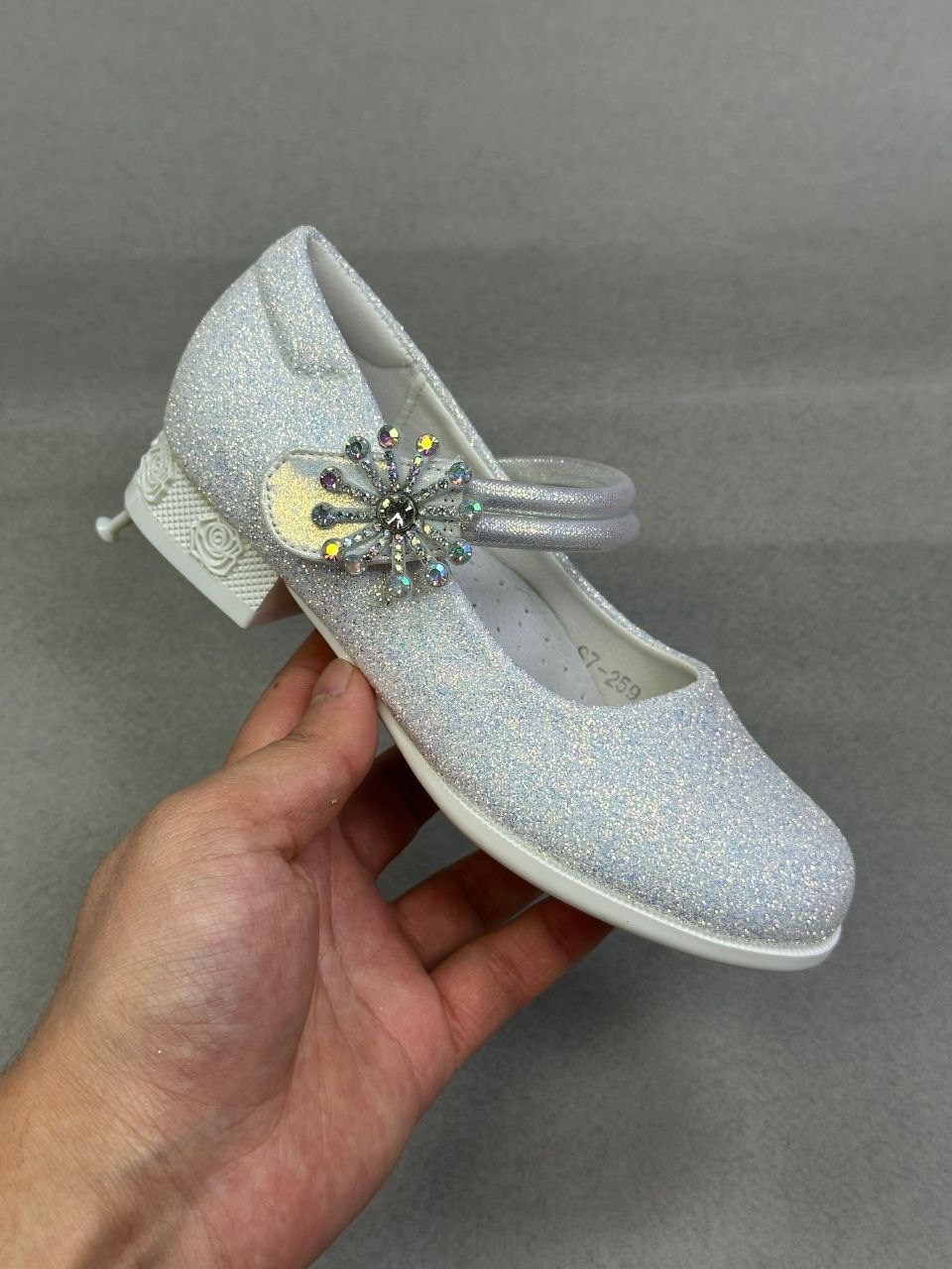 белые туфли для девочки,детские туфли для девочек,туфли для девочки нарядные 32р,,туфли нарядные для девочек