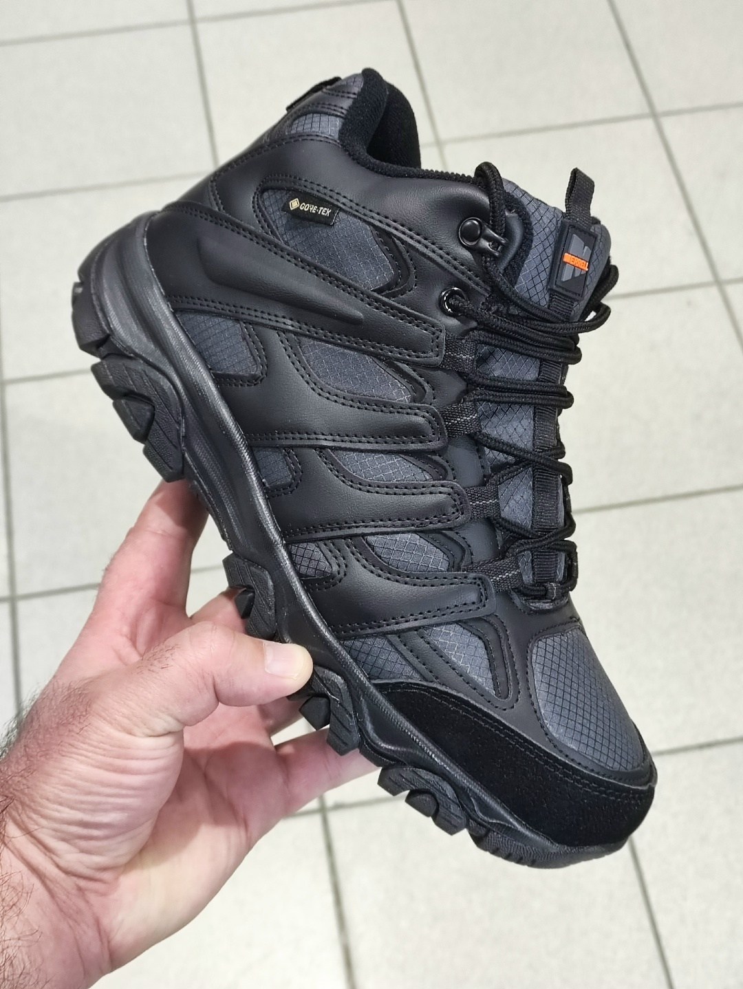 зимние кроссовки salomon,кроссовки salomon,ботинки salomon,спортивная ,salomon x ultra 3 wide mid gtx