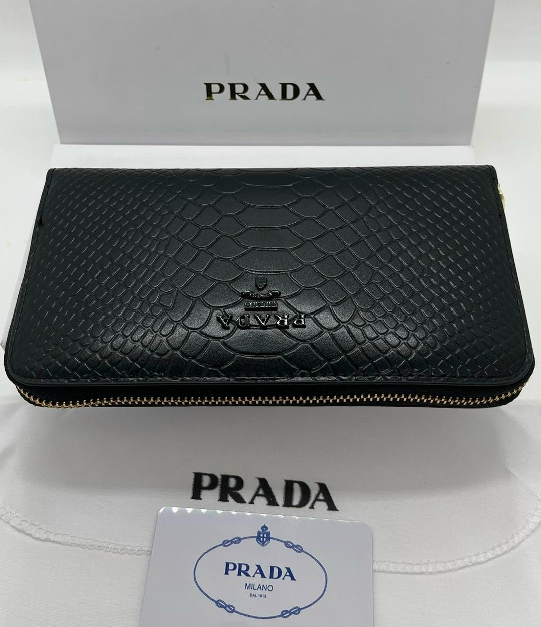 кошелек prada,кошелек prada красный кожаный,кошелек прада женский,женские кошельки,кошелек прада