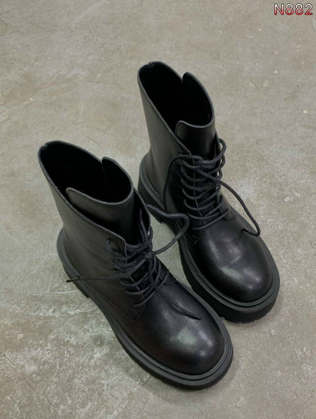 стильные ботинки,,ботинки женские,ботинки,ботинки высокие