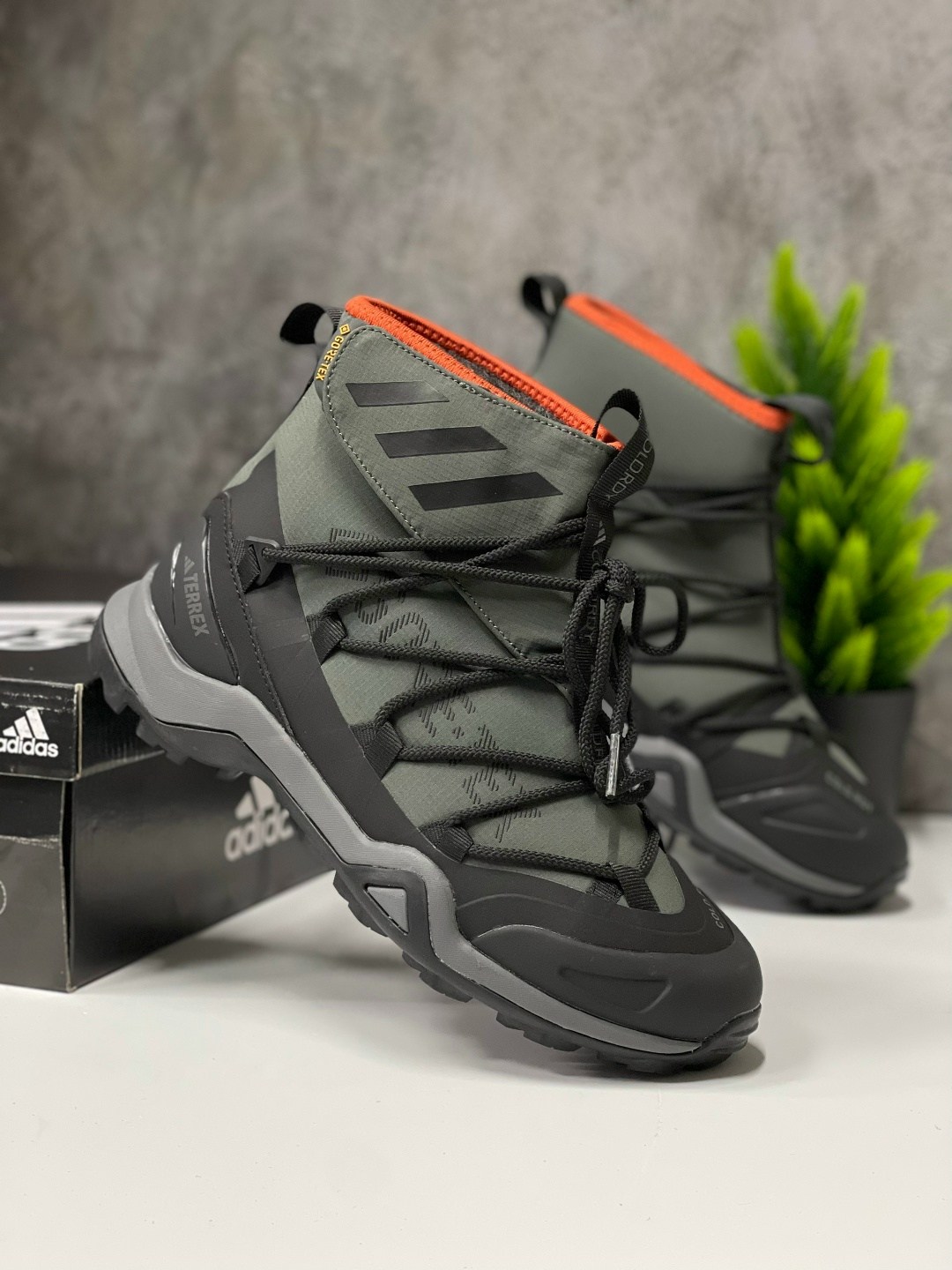 зимние кроссовки adidas,зимние ботинки adidas,термо кроссовки адидас,adidas terrex,кроссовки зимние adidas terrex
