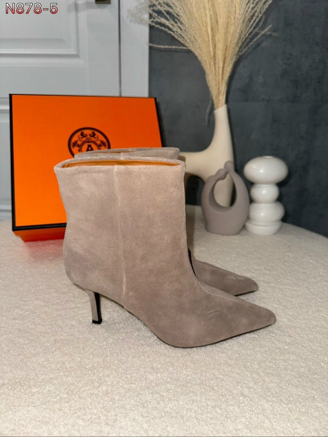 ботильоны араз,,демисезонные ботильоны,замшевые ботильоны,женские ботильоны