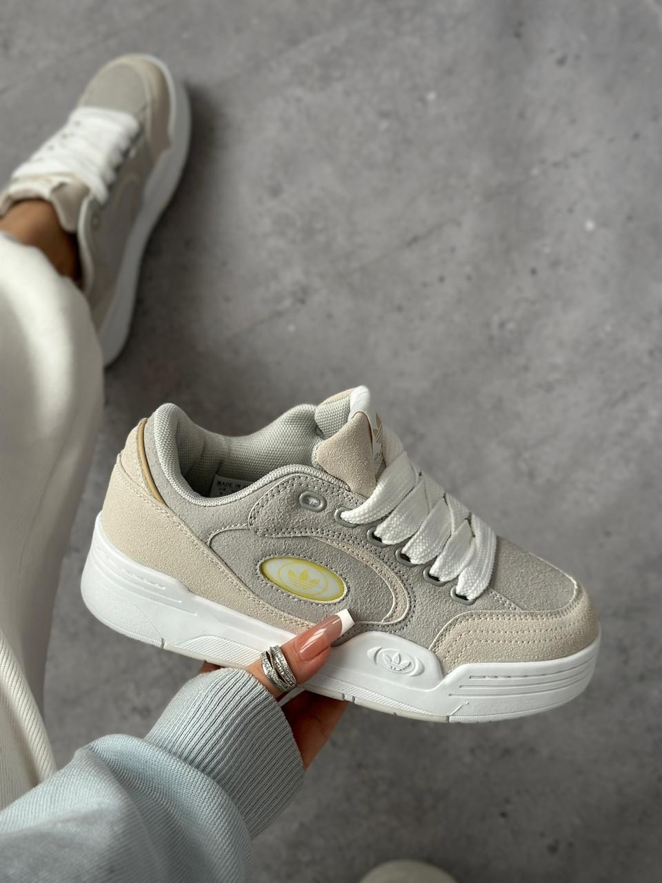,женские кроссовки,кроссовки женские adidas,бежевые кроссовки,кроссовки эко