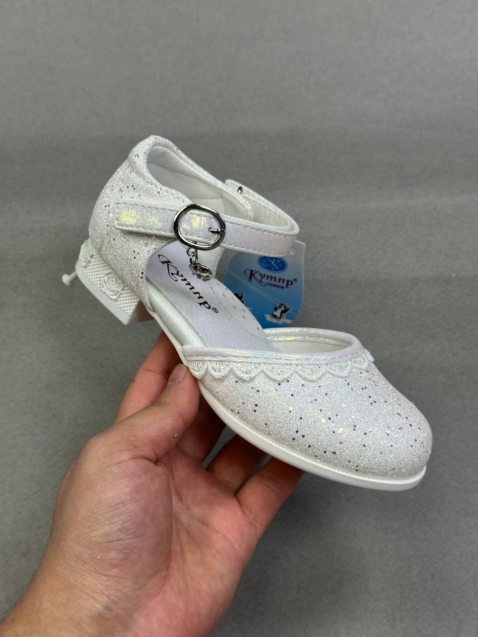 серебристые туфли для девочки,,серебряные туфли для девочки,туфли детские для девочек,туфли для девочек