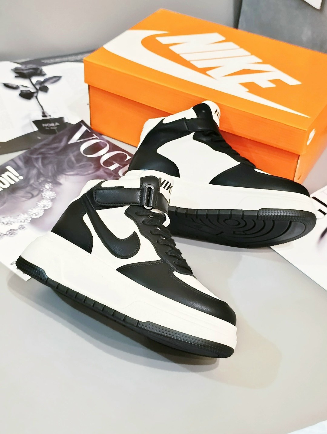 зимние кроссовки nike,кроссовки,nike кроссовки женские,кроссовки женскиe,женские высокие кроссовки