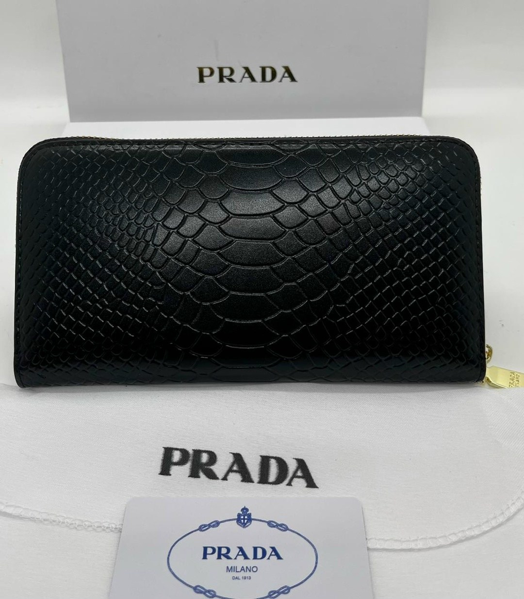 кошелек prada,кошелек prada красный кожаный,кошелек прада женский,женские кошельки,кошелек прада