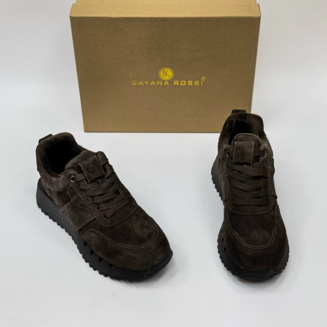 ,черные кроссовки,замшевые кроссовки,кроссовки женские,черные женские кроссовки