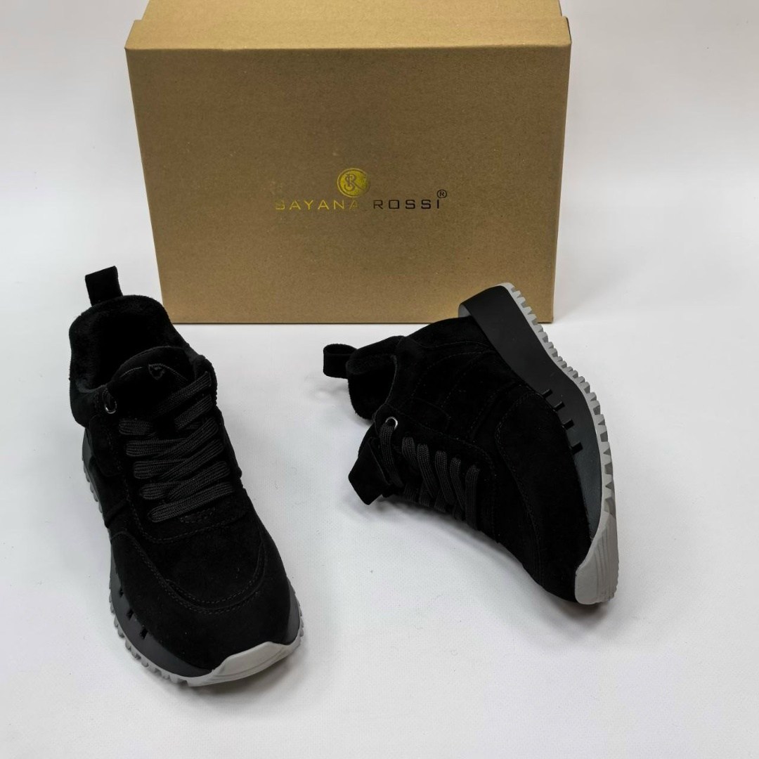 ,черные кроссовки,замшевые кроссовки,кроссовки женские,черные женские кроссовки