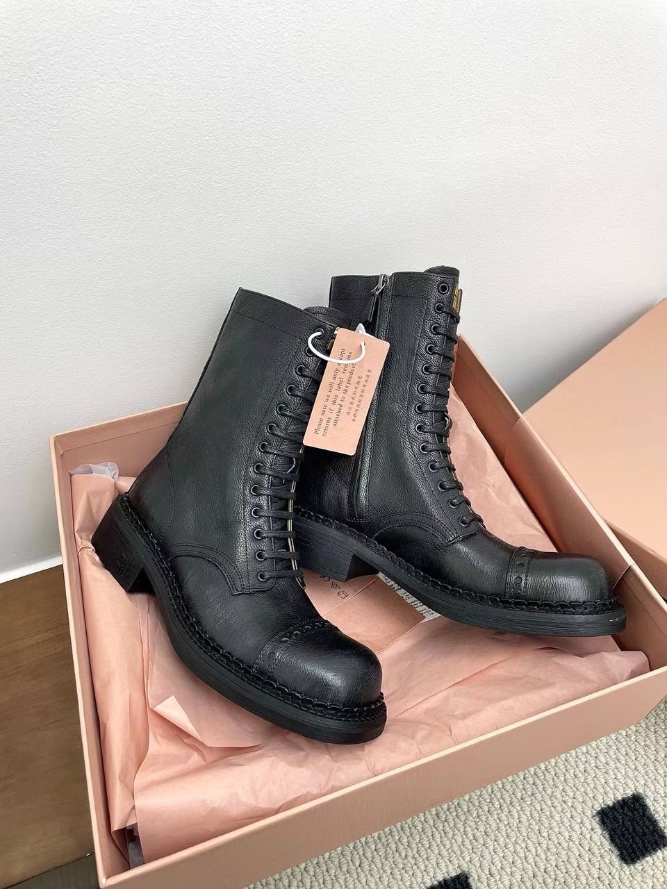 ,ботинки женские,ботинки miu miu,кожаные ботинки,женские кожаные ботинки