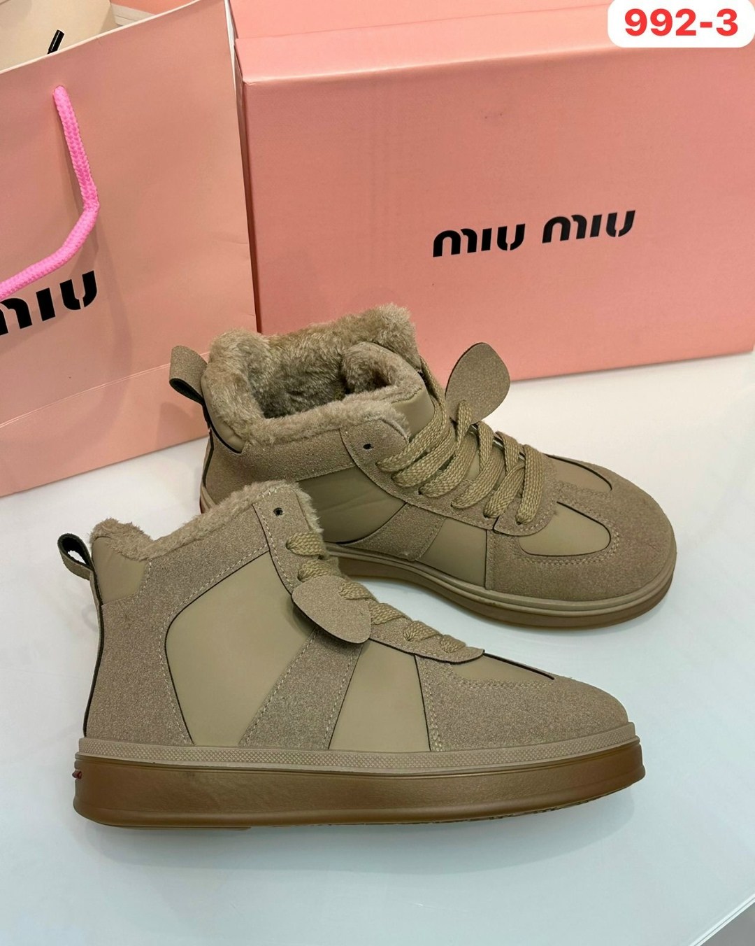 кроссовки кеды miu miu на меху зима размер 36-40,кроссовки женские miu miu с мехом,кроссовки miu miu,,женские кроссовки