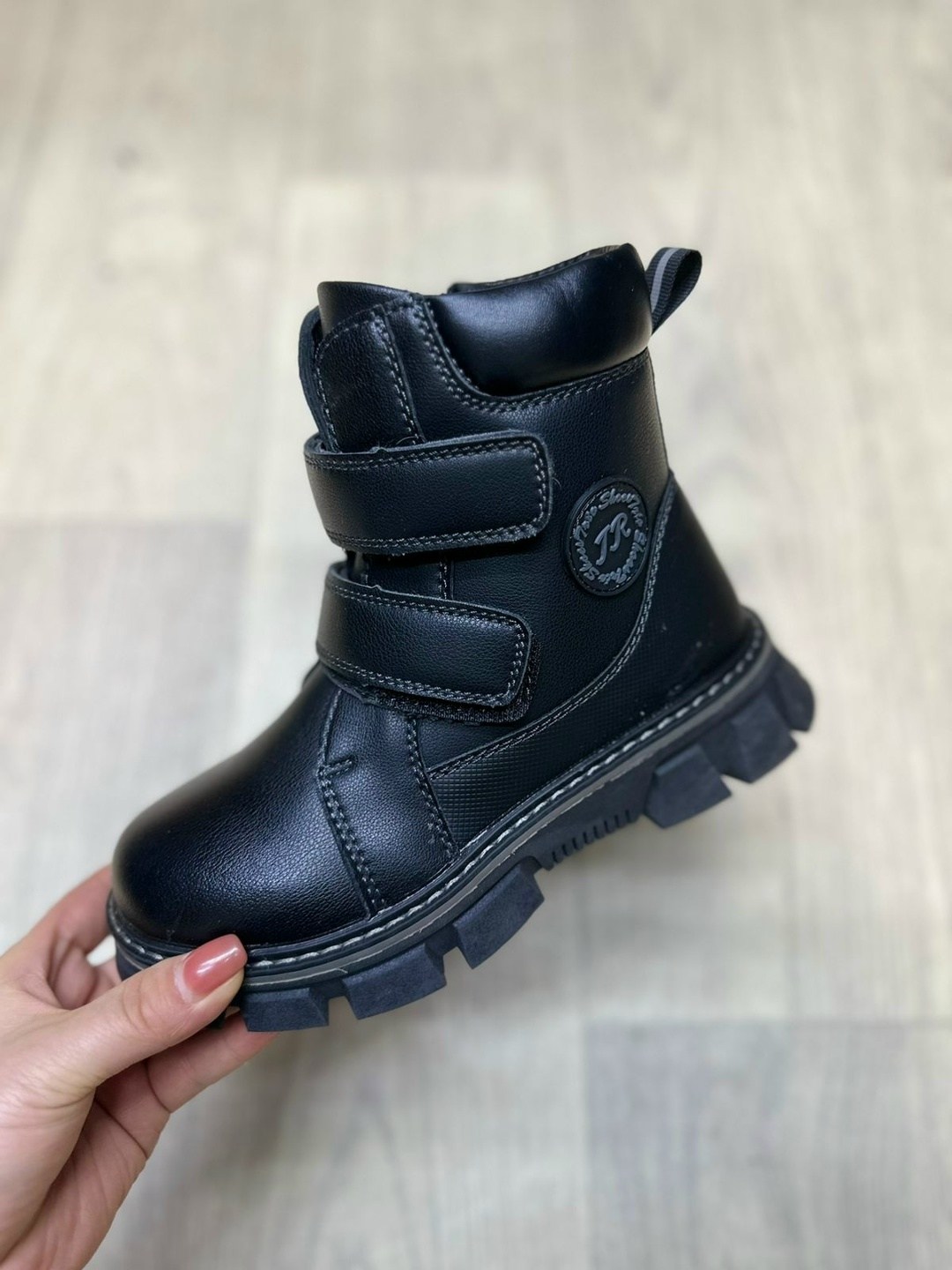 ,детские ботинки,ботинки для мальчика,демисезонная ,зимние ботинки детские