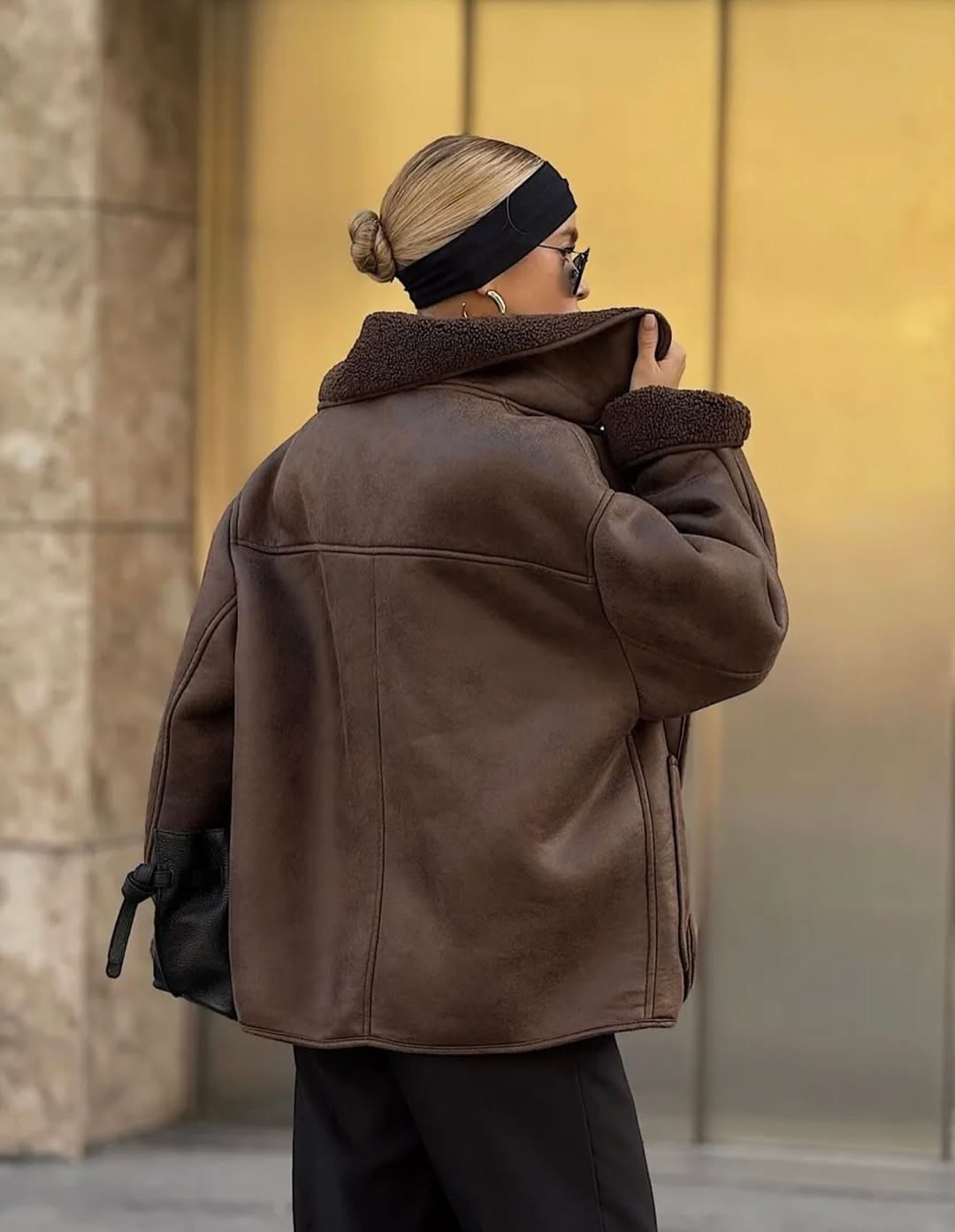 женская дубленка оверсайз,дубленка женская,дубленка оверсайз,дубленка демисезонная оверсайз авиатор с меховым воротником,дубленка