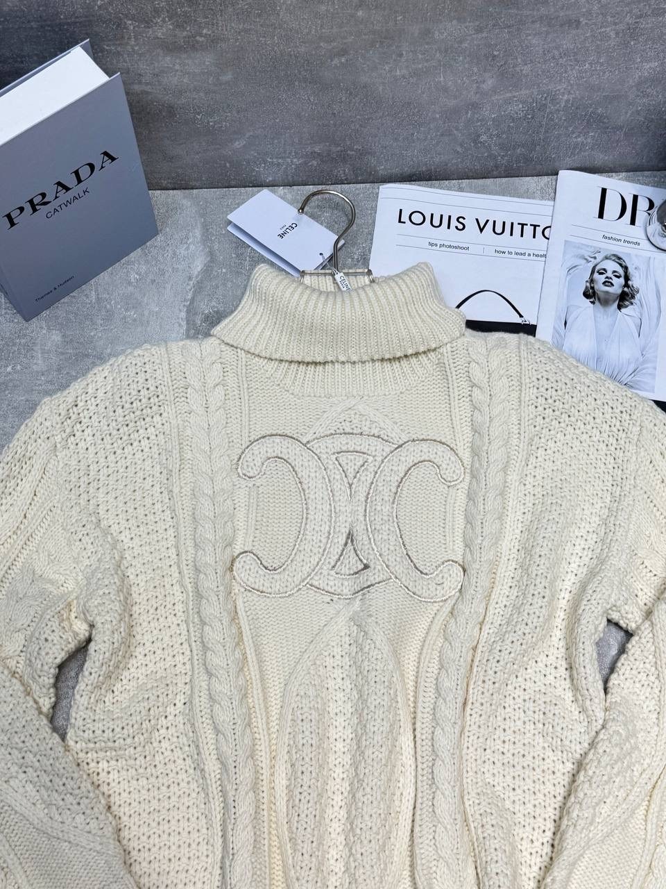 свитер celine,джемпер шанель,свитера женские,свитер,женская кофта