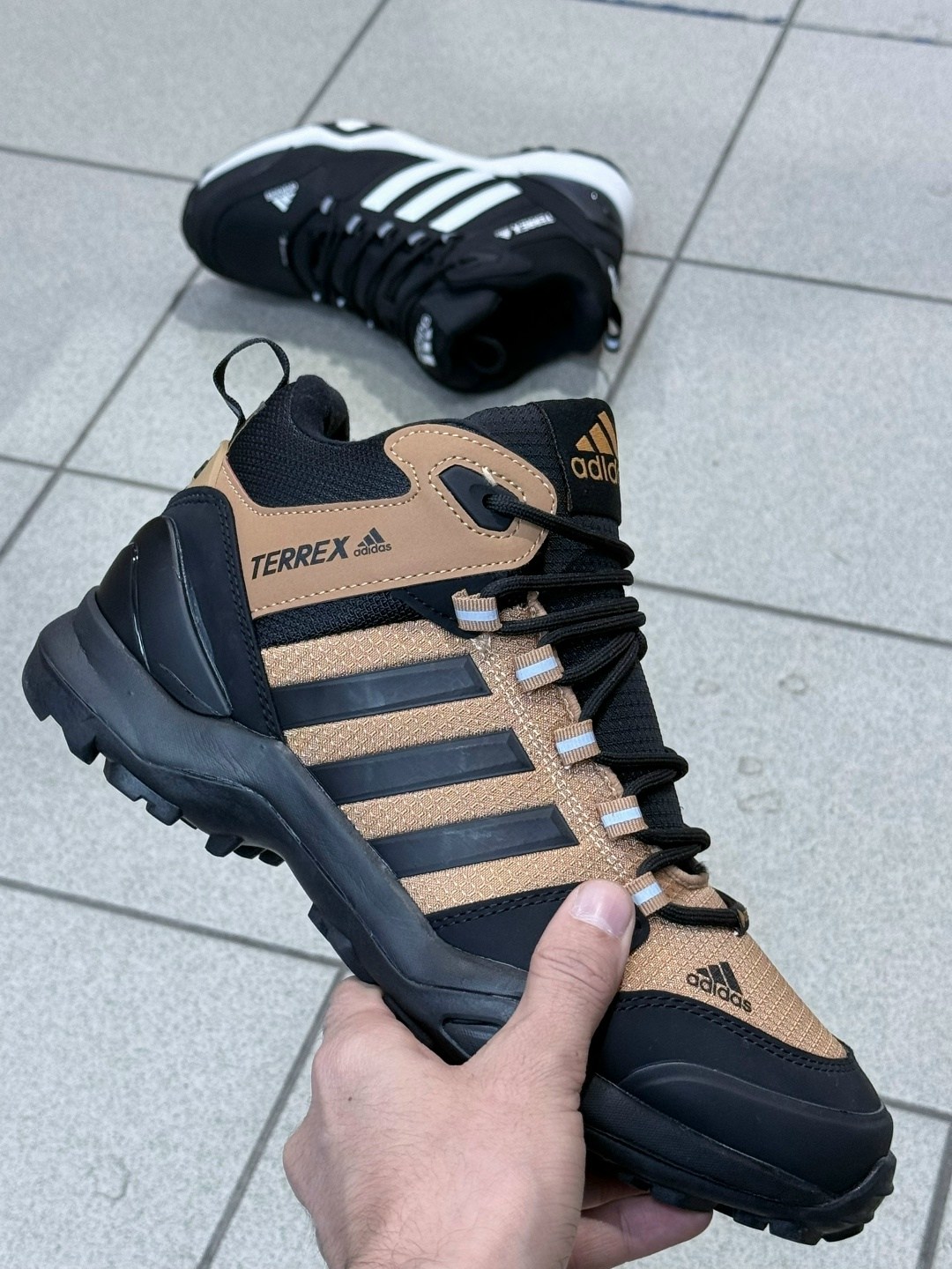 мужские кроссовки зимние adidas terrex climaproof черный,кроссовки мужские зимние adidas,кроссовки adidas terrex,adidas terrex climaproof зимние,зимние кроссовки адидас