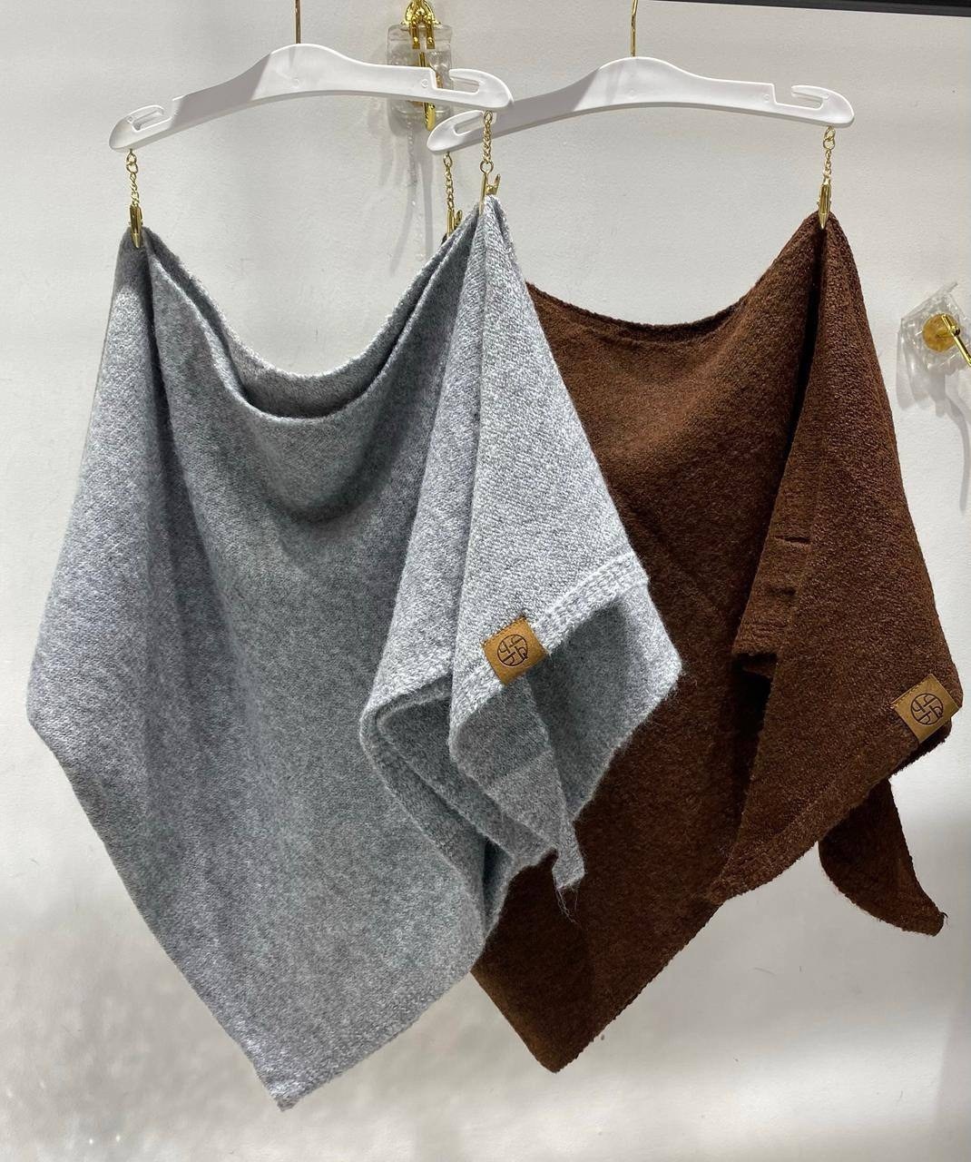 вязаная косынка,модная шапка,шарф с капюшоном,шарф кашемировый женский серый,капор женский