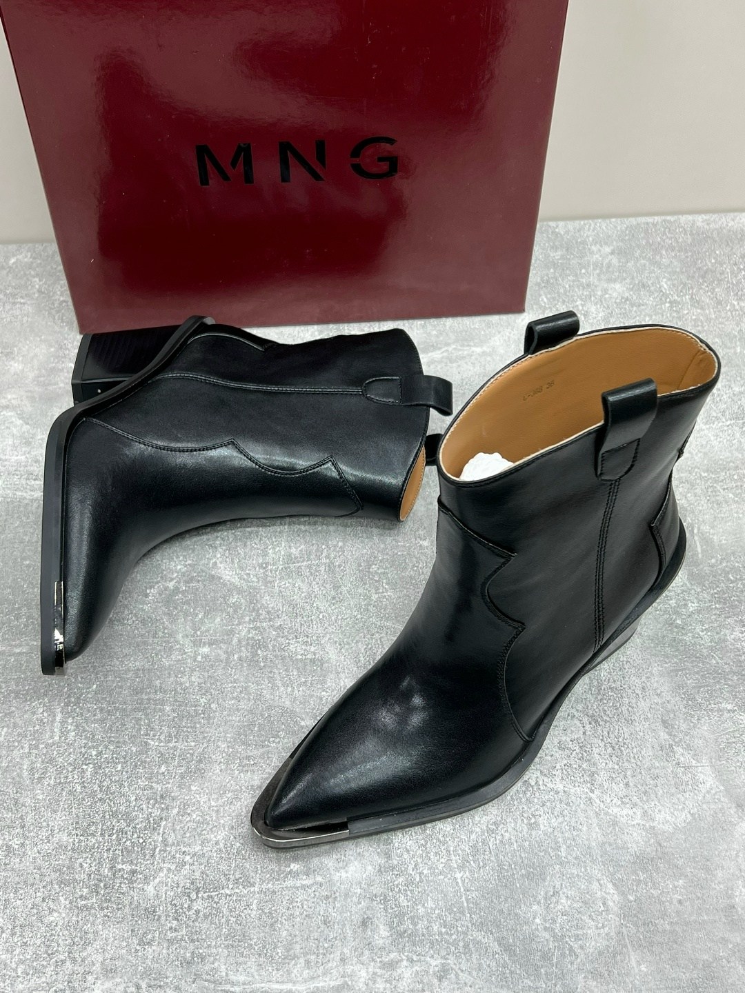 замшевые ботильоны,ботинки казаки замшевые,,замшевые казаки,ботильоны женские