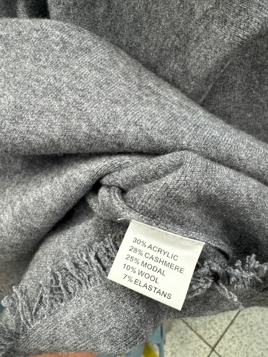 свитер трикотажный,женская кофта,свитер с круглым вырезом,модные свитера,свободный свитер