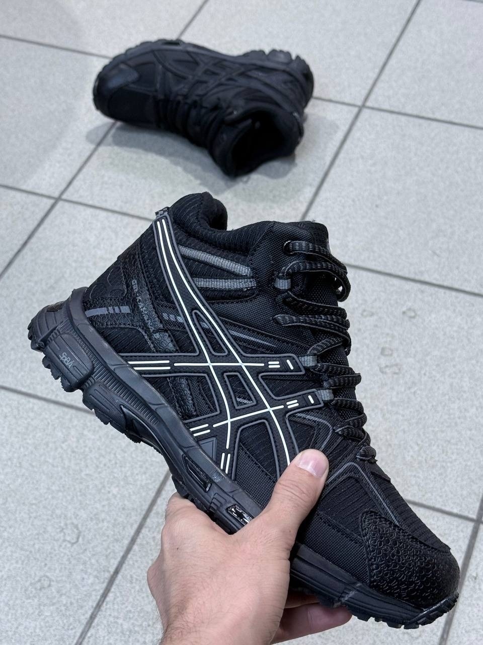 кроссовки мужские зимние asics gel-kahana,зимние кроссовки asics gel kahana 8 hi,кроссовки asics gel-kahana 8 зимние с мехом,зимние кроссовки asics,кроссовки асикс gel-kahana 8 зима