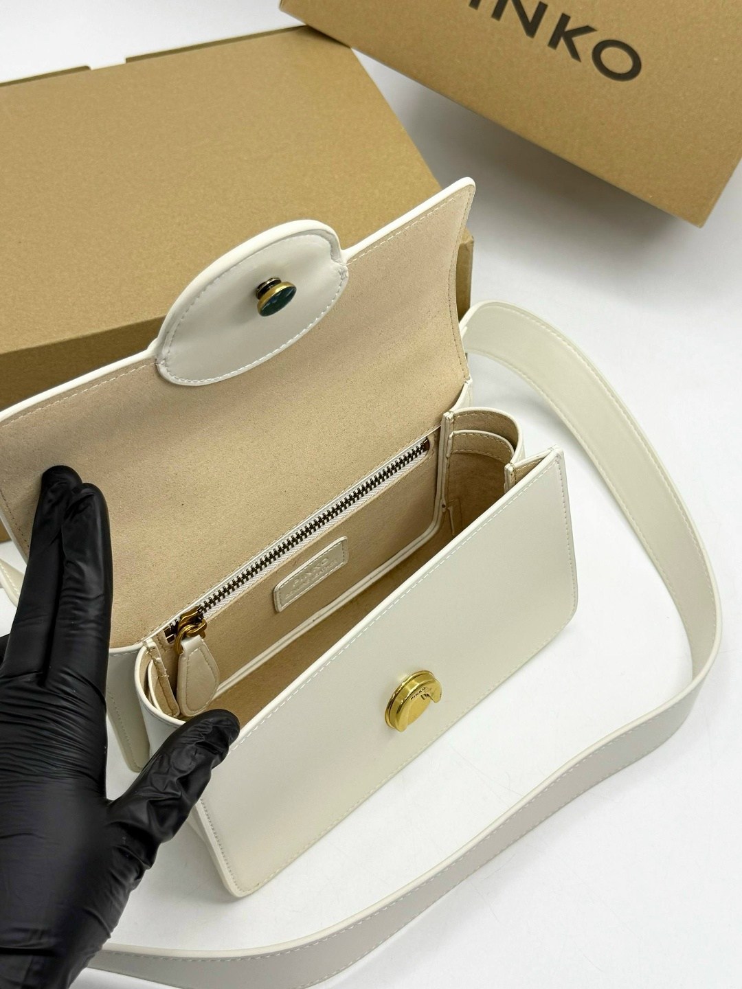 сумка pinko,сумка женская pinko,pinko сумка на плечо,сумка pinko белая,сумочка pinko